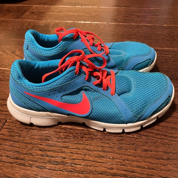 Nike Flex Experience RN 2 Women's Shoes Size 7.5  Blue and Pink Sneaker Running - Picture 1 of 7